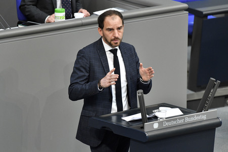 225. Sitzung des Deutschen Bundestages in Berlin