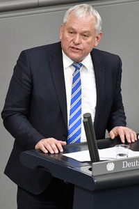 225. Sitzung des Deutschen Bundestages in Berlin