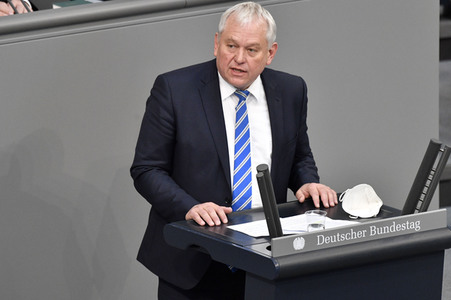 225. Sitzung des Deutschen Bundestages in Berlin