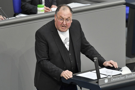 225. Sitzung des Deutschen Bundestages in Berlin