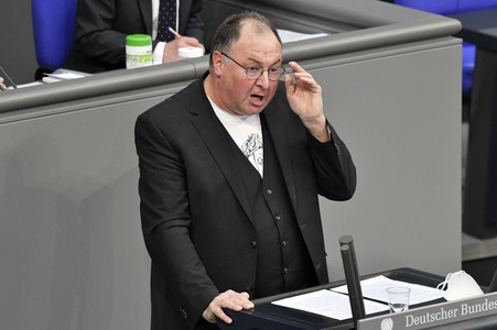 225. Sitzung des Deutschen Bundestages in Berlin