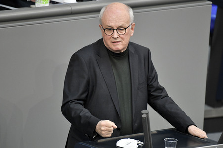 225. Sitzung des Deutschen Bundestages in Berlin