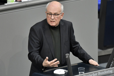 225. Sitzung des Deutschen Bundestages in Berlin