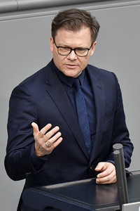 225. Sitzung des Deutschen Bundestages in Berlin