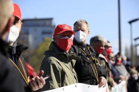 Aktion der IG-Metall 'Gleiche Arbeit - gleicher Lohn' in Berlin