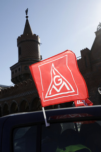 Aktion der IG-Metall 'Gleiche Arbeit - gleicher Lohn' in Berlin