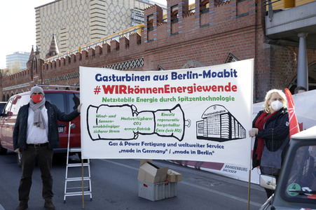 Aktion der IG-Metall 'Gleiche Arbeit - gleicher Lohn' in Berlin