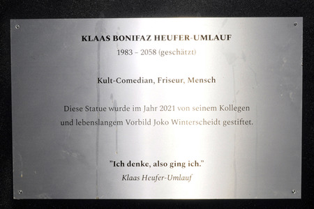 Klaas Heufer-Umlauf Statue in Berlin