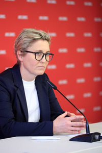 Pressekonferenz mit Susanne Hennig-Wellsow in Berlin