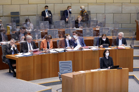 125. Plenarsitzung des Landtages Nordrhein-Westfalen in Düsseldorf