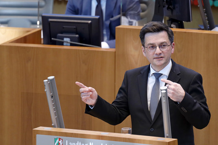 125. Plenarsitzung des Landtages Nordrhein-Westfalen in Düsseldorf