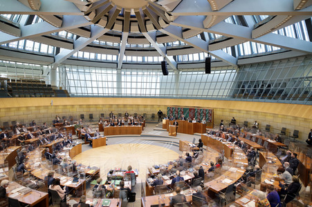 125. Plenarsitzung des Landtages Nordrhein-Westfalen in Düsseldorf