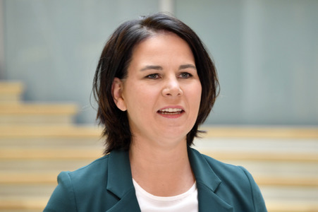 Pressestatement mit Annalena Baerbock in Berlin