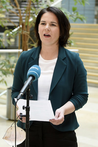 Pressestatement mit Annalena Baerbock in Berlin