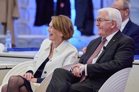 Freischaltung des Onlineportals 'Stark im Amt' in Berlin