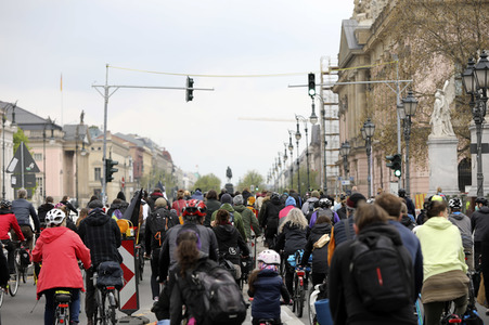Fahrraddemo zum 1. Mai in Berlin