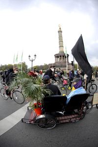 Fahrraddemo zum 1. Mai in Berlin