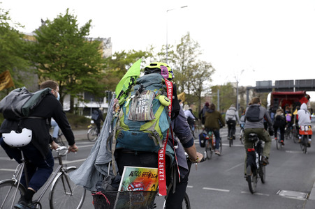 Fahrraddemo zum 1. Mai in Berlin
