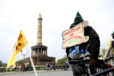 Fahrraddemo zum 1. Mai in Berlin