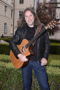 Aktion 'Paukenschlag gegen die Einsamkeit' in München