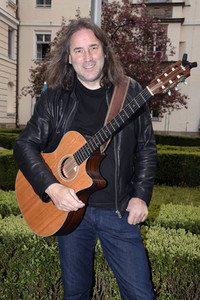 Aktion 'Paukenschlag gegen die Einsamkeit' in München