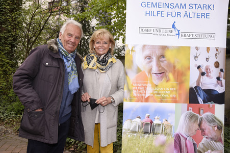 Aktion 'Paukenschlag gegen die Einsamkeit' in München