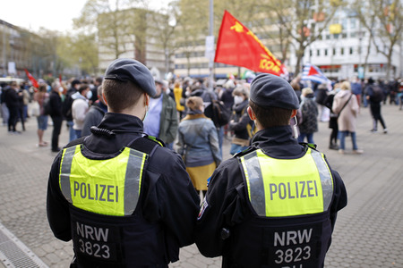 Demo 'Düsseldorf stellt sich quer' in Düsseldorf