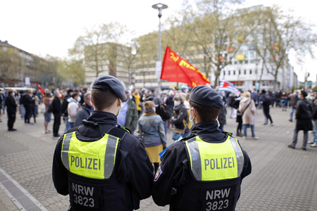 Demo 'Düsseldorf stellt sich quer' in Düsseldorf