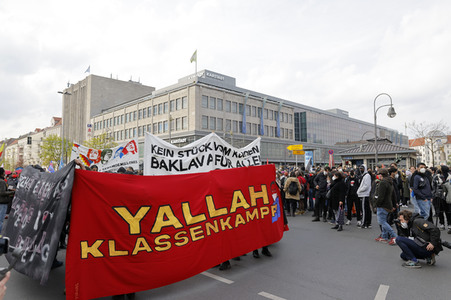 Revolutionäre 1. Mai Demo in Berlin