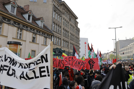 Revolutionäre 1. Mai Demo in Berlin