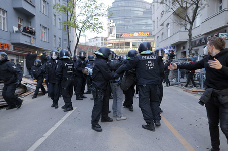 Revolutionäre 1. Mai Demo in Berlin