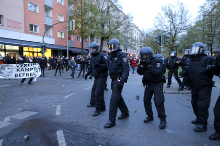 Revolutionäre 1. Mai Demo in Berlin