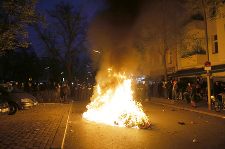 Revolutionäre 1. Mai Demo in Berlin