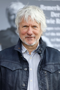 Ausstellungseröffnung 'Der Stadt Bestes - Das Gute in der Krise' in Köln