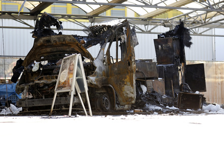 Willi Herrens abgebrannter Foodtruck in Frechen