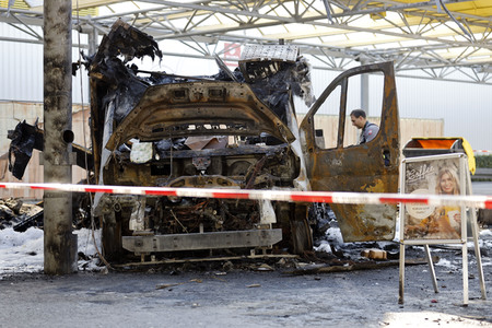 Willi Herrens abgebrannter Foodtruck in Frechen