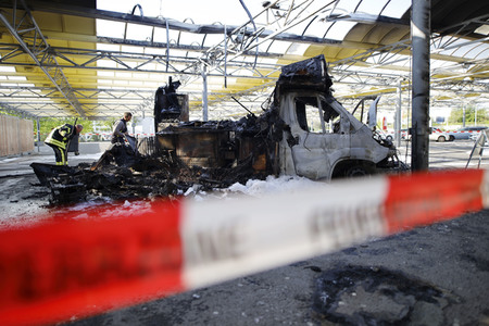 Willi Herrens abgebrannter Foodtruck in Frechen