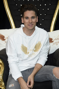 Dr. Sindsen feat. Sarina Kolibal 'Angel Luxury' Launch in Berlin