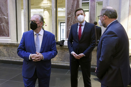Fototermin mit Ronan Le Gleut im Bundesrat in Berlin