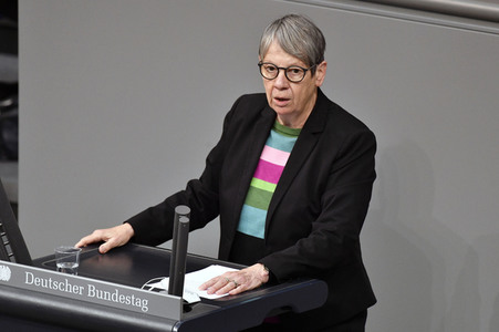 228. Sitzung des Deutschen Bundestages in Berlin