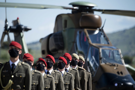 Nationalflaggenübergabe an die ACAVIET in Colmenar Viejo