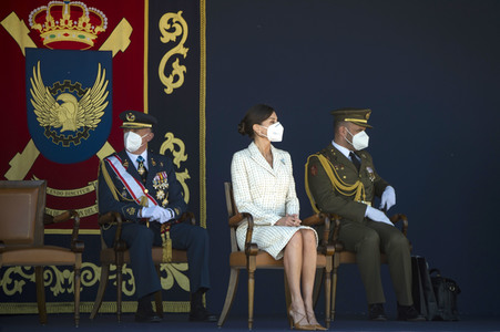 Nationalflaggenübergabe an die ACAVIET in Colmenar Viejo