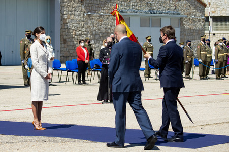 Nationalflaggenübergabe an die ACAVIET in Colmenar Viejo