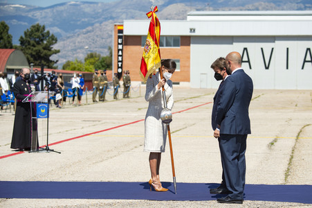 Nationalflaggenübergabe an die ACAVIET in Colmenar Viejo
