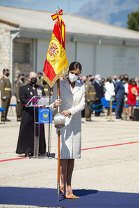 Nationalflaggenübergabe an die ACAVIET in Colmenar Viejo