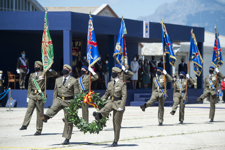 Nationalflaggenübergabe an die ACAVIET in Colmenar Viejo