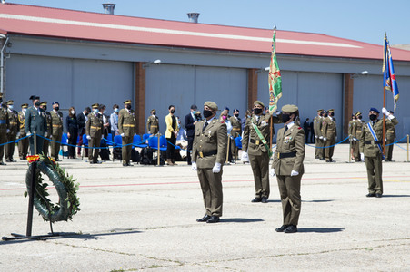Nationalflaggenübergabe an die ACAVIET in Colmenar Viejo
