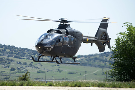 Nationalflaggenübergabe an die ACAVIET in Colmenar Viejo