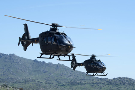 Nationalflaggenübergabe an die ACAVIET in Colmenar Viejo