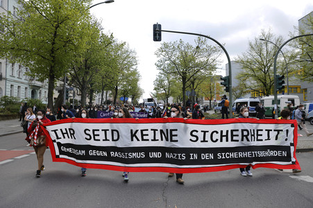 Demo gegen Gewaltübergriffe durch Polizisten in Berlin